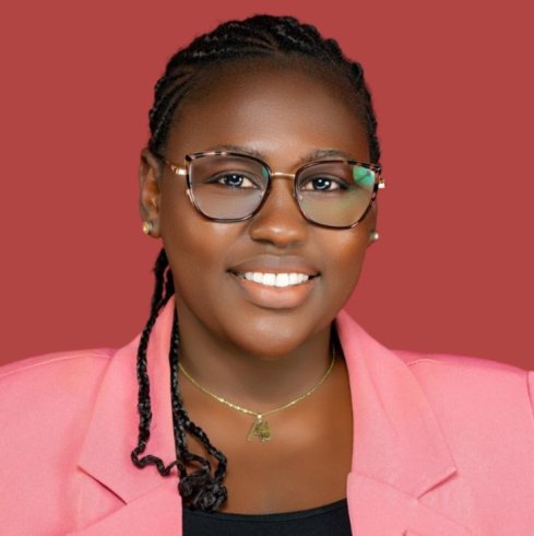Amy Collé Mbaye (sie/ihr)